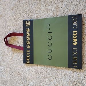 GUCCI Shopping Bag 🛍                13 x 10 x 5.5